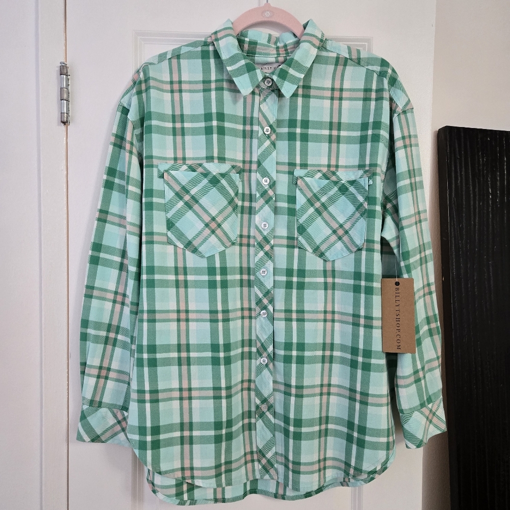 Billy T Shirt, Size Medium
